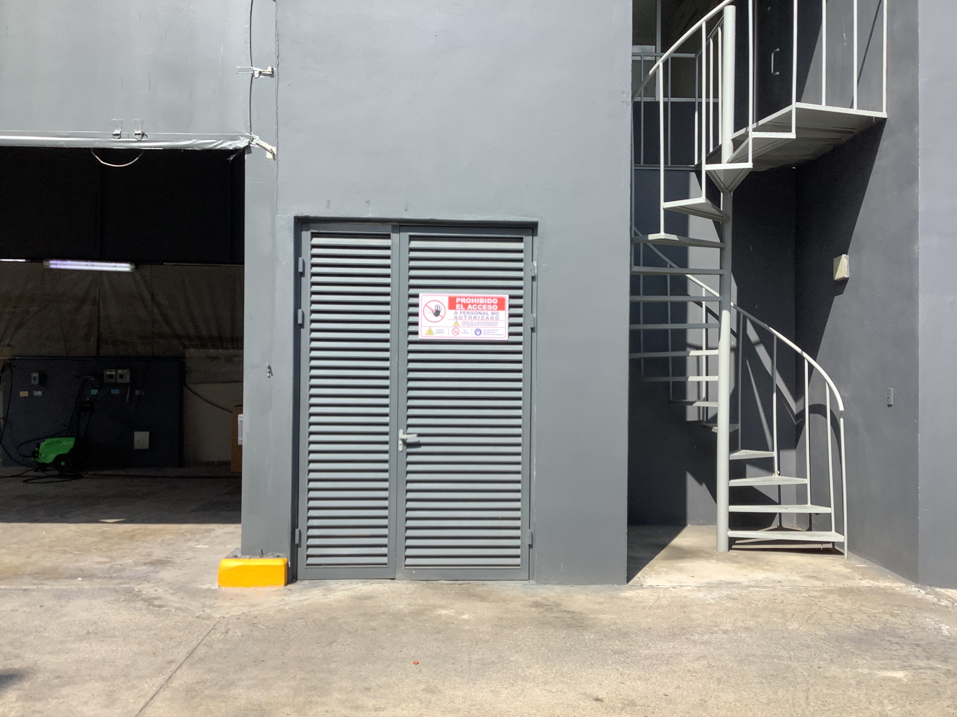 ATRP — Almacén Temporal Residuos Peligrosos (vista exterior)